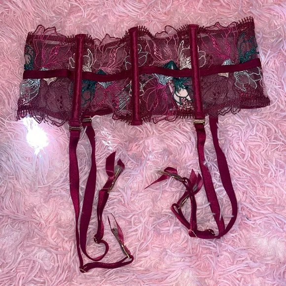 COPY NWT VICTORIAS SECRET “very sexy” GARTER BELT SEXY LACE stretchy sexy garter - Picture 2 of 7